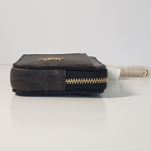 ❤COACH  | Card Case with Chain Strap in Signature Canvas - Picture 7 of 13